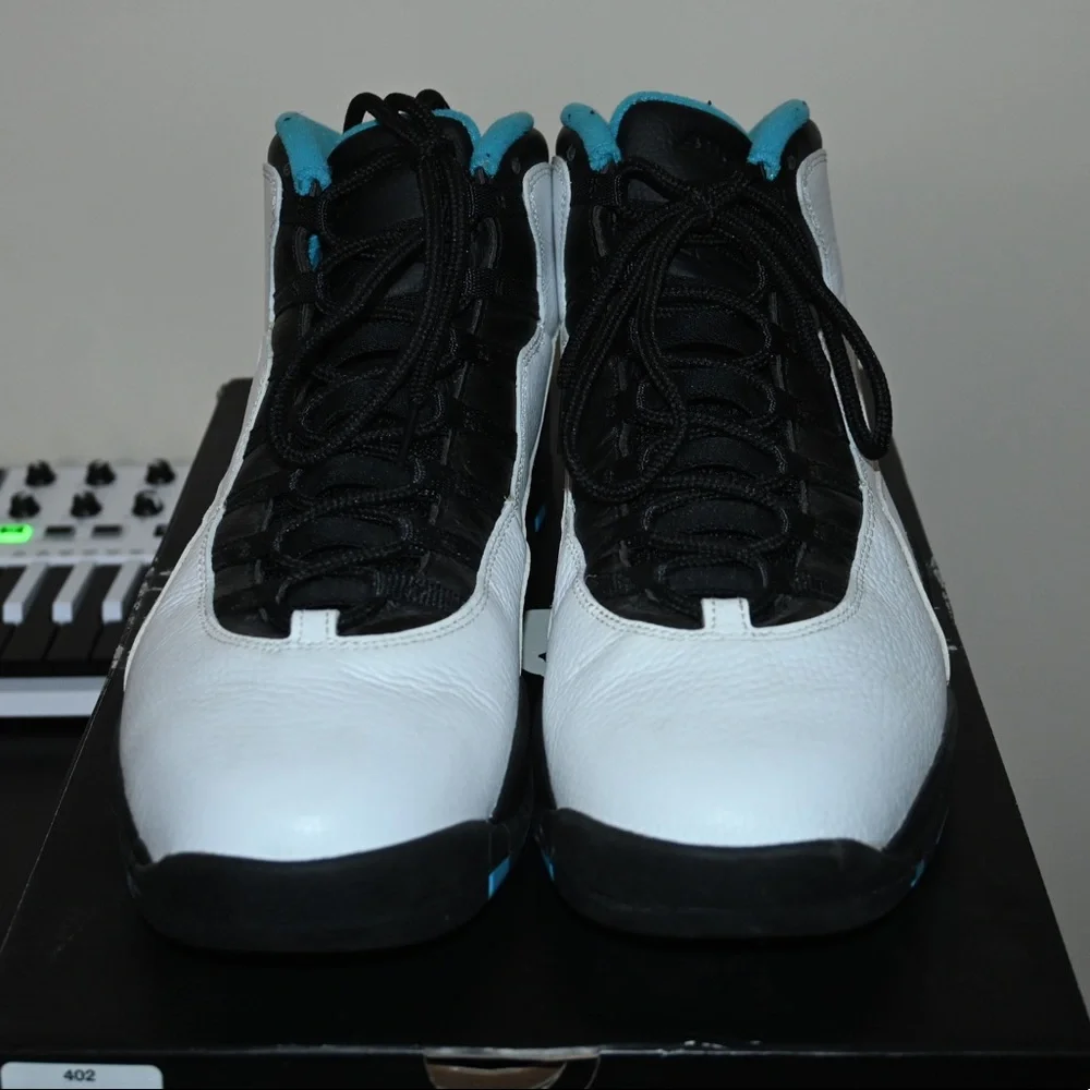 COPY - Air Jordan retro og powder blue 10s - Picture 2 of 6